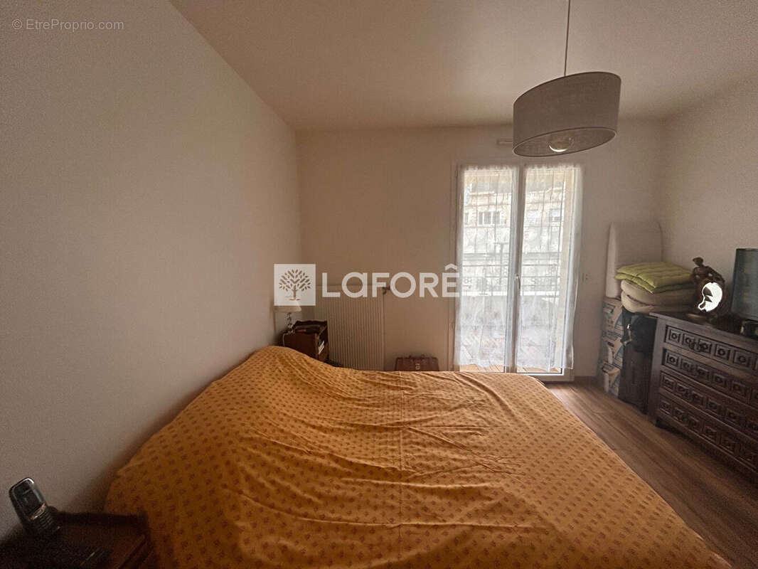 Appartement à EMERAINVILLE