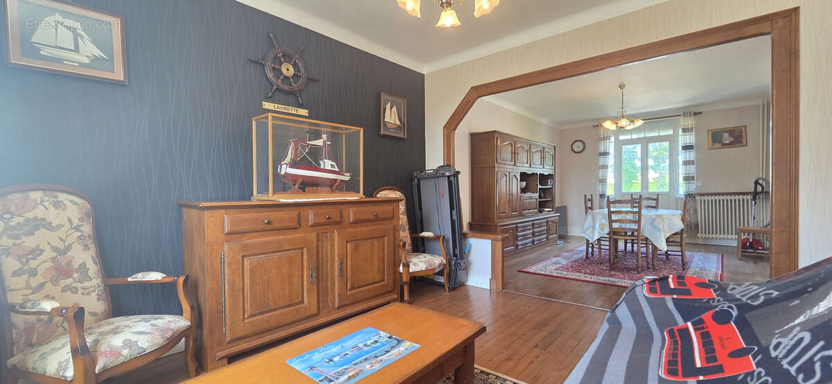 Maison à GRANDCAMP-MAISY
