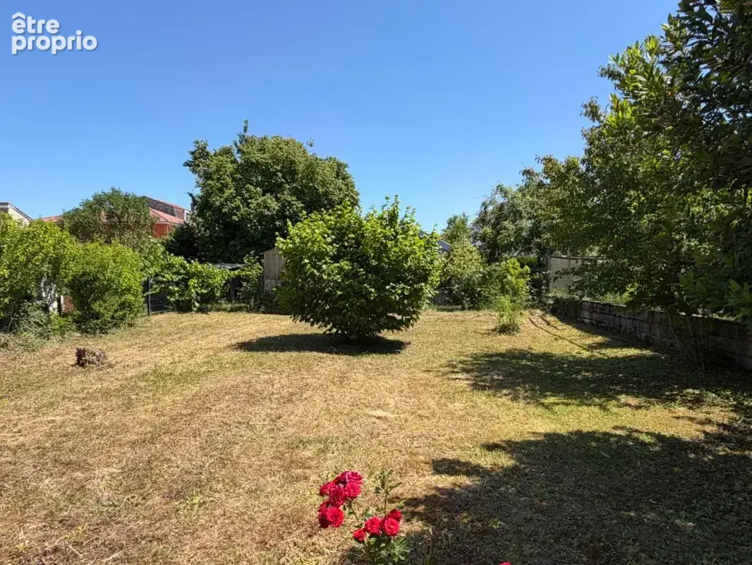 Pavillon de plain pied, 2 chambres, garage et jardin clos - photo 8