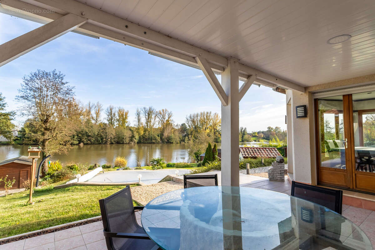 Maison à SAINT-SYLVESTRE-SUR-LOT