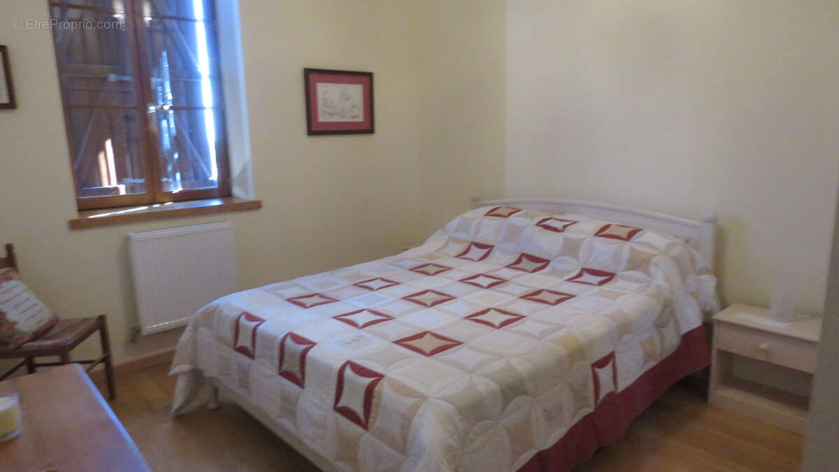 Maison à SAINT-JORY-LAS-BLOUX