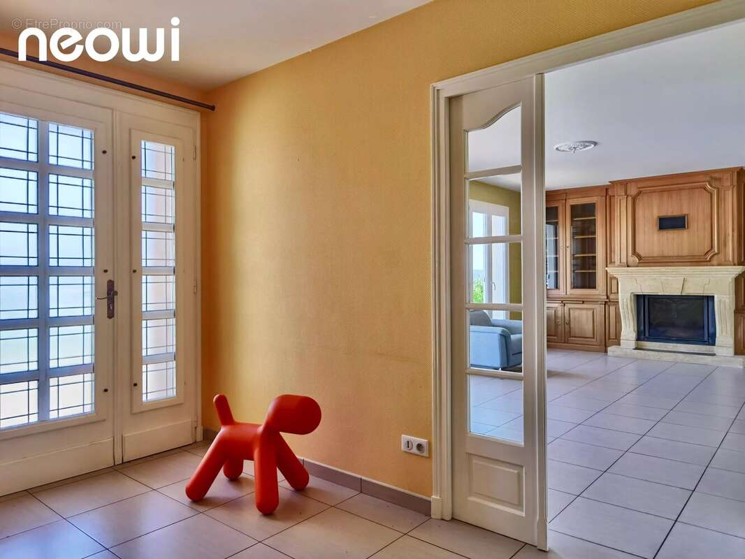 Maison 234 m² à Aurillac  - photo 5