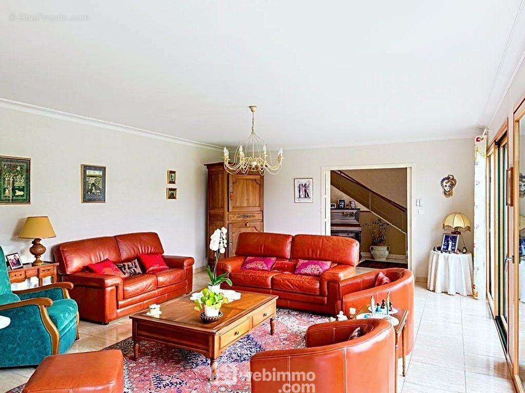 Maison 235 m² à Cholet  - photo 6
