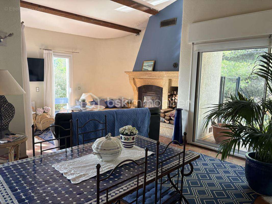 Maison à PIERREVERT