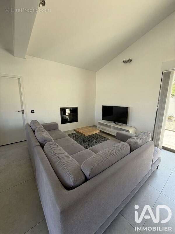 Maison 91 m² à Frontignan  - photo 8
