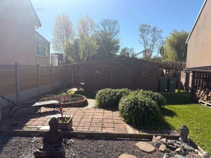 Maison à BELLEVILLE-SUR-MER