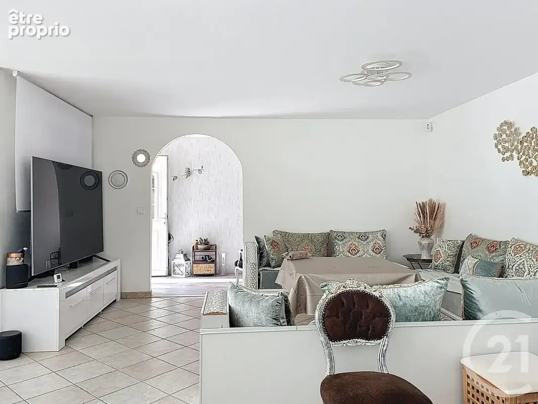 Maison 6 pièces 135 m² à vendre à Pomacle (51110) - photo 8