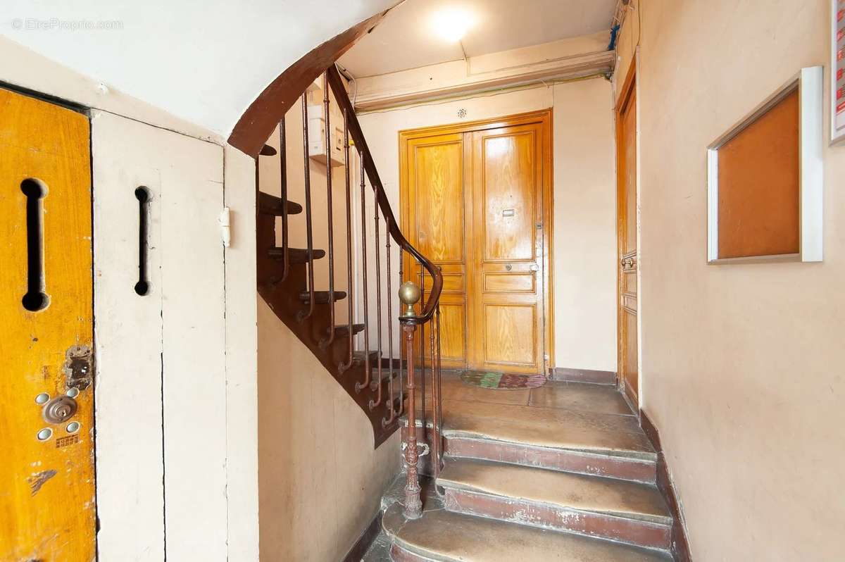 Appartement à PARIS-20E