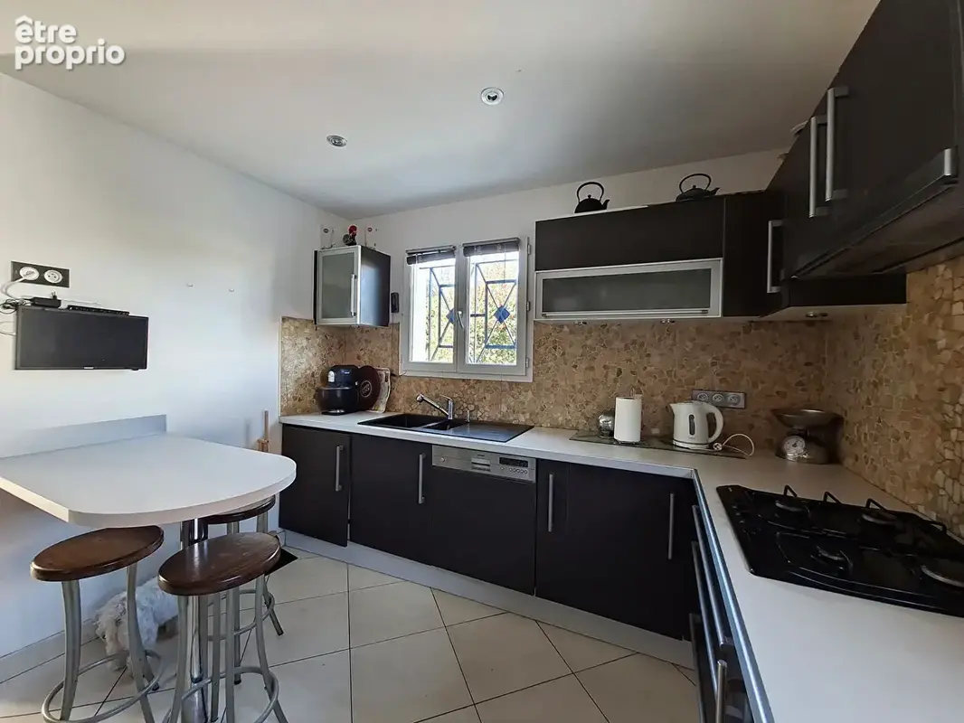BIDART - Charmante Maison d'environ 125 m². - photo 5
