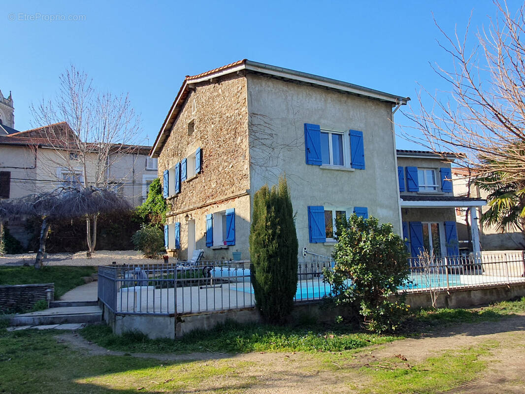 Maison à SAINT-MARTIN-LA-PLAINE