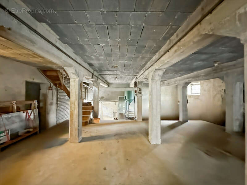 Commerce à BASSOUES