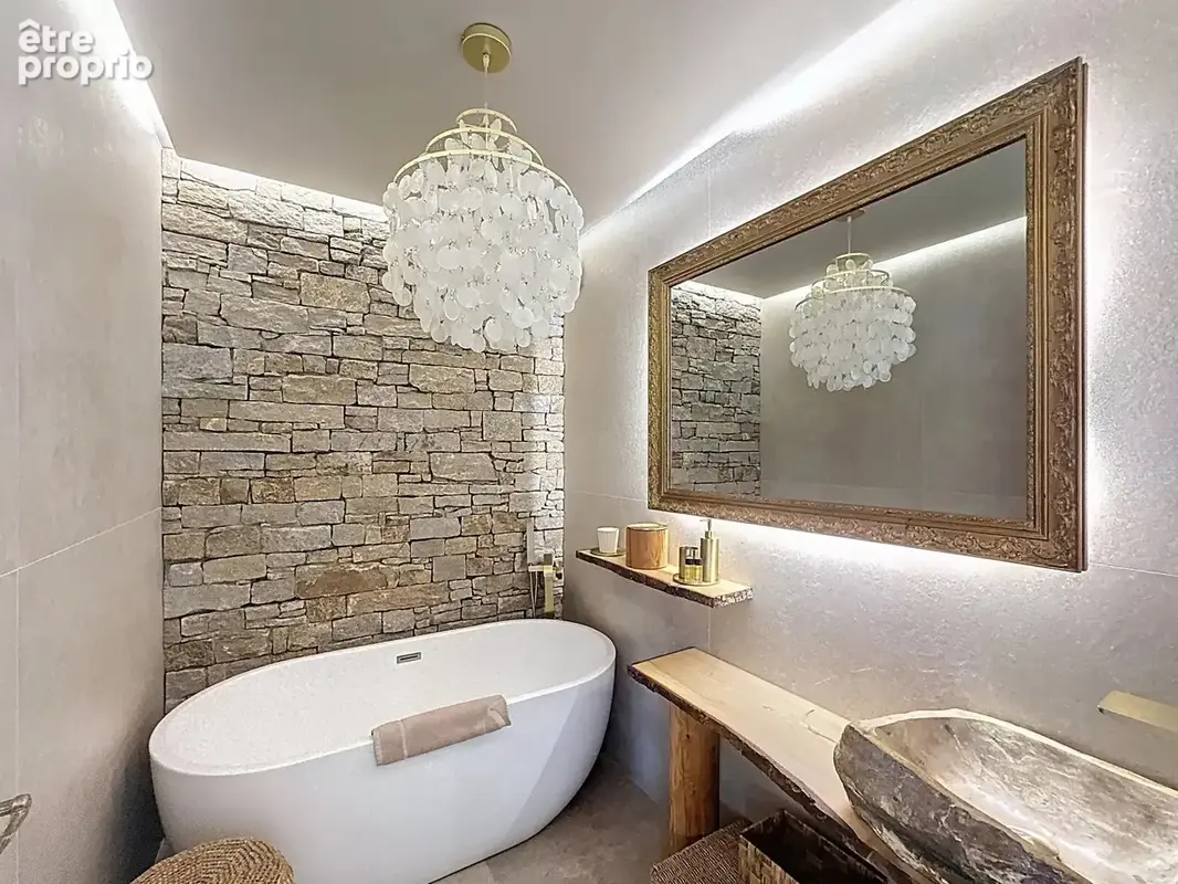 Saint-tropez — pieds dans l’eau vue mer 3 chambres - photo 6