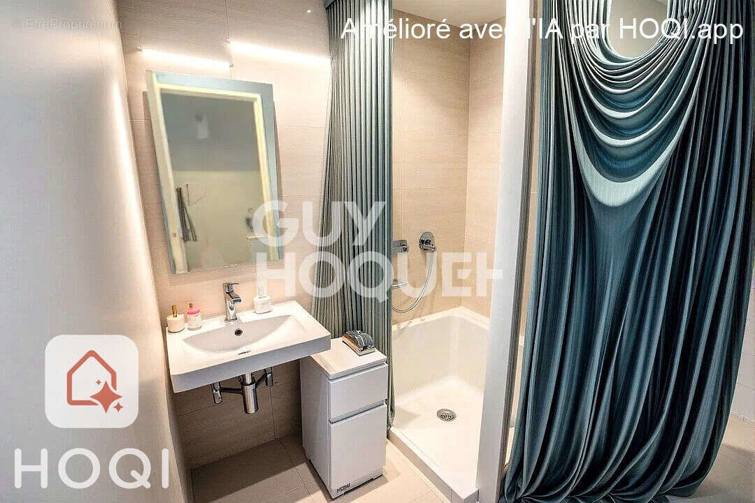 Appartement à VALLAURIS