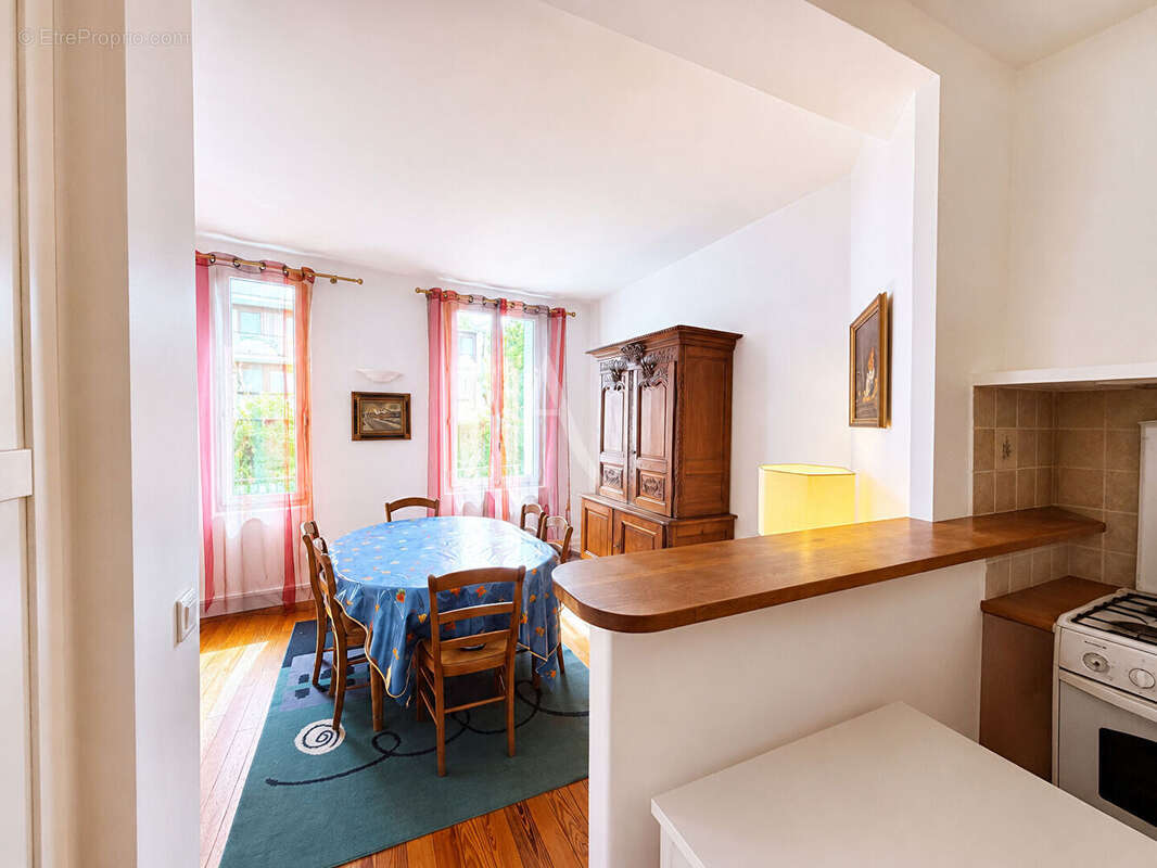 Maison à MAISONS-ALFORT