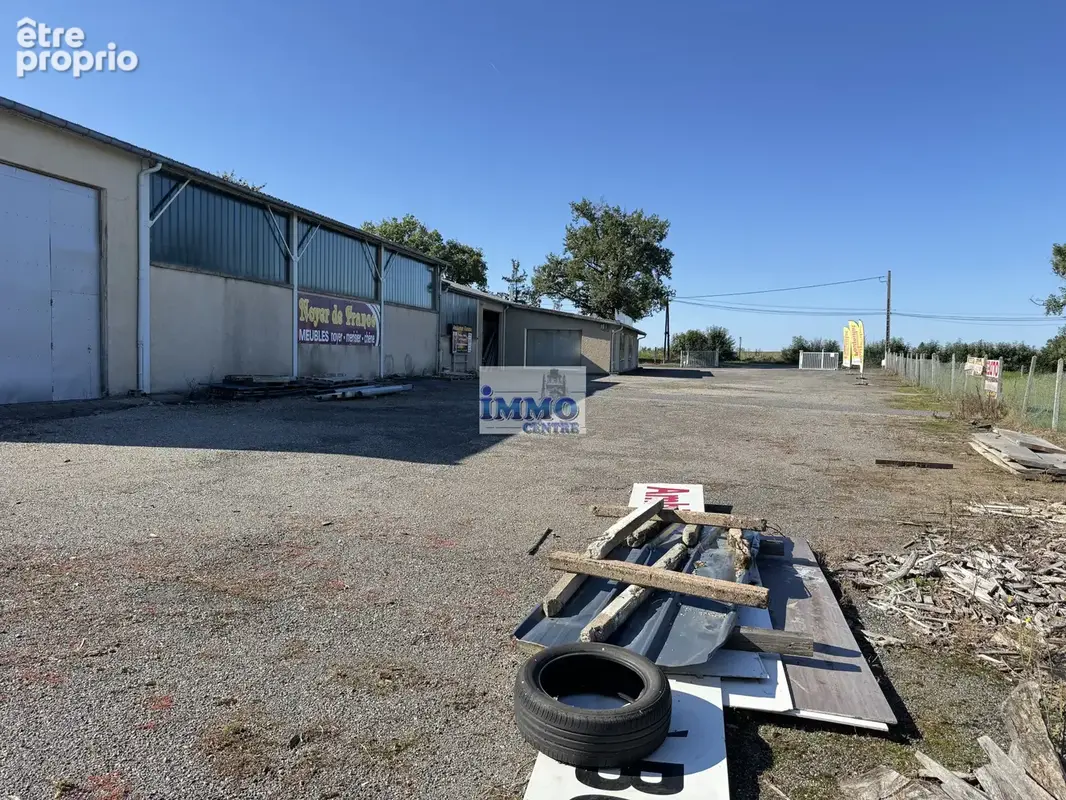 Bâtiment commercial avec dépôt - photo 6