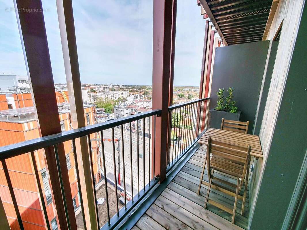   - Appartement à TOULOUSE