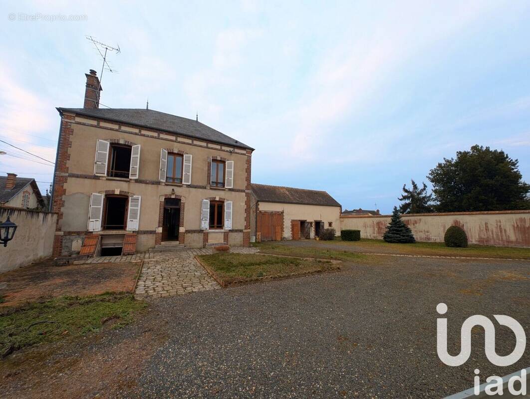 Photo 1 - Maison à COURTENAY