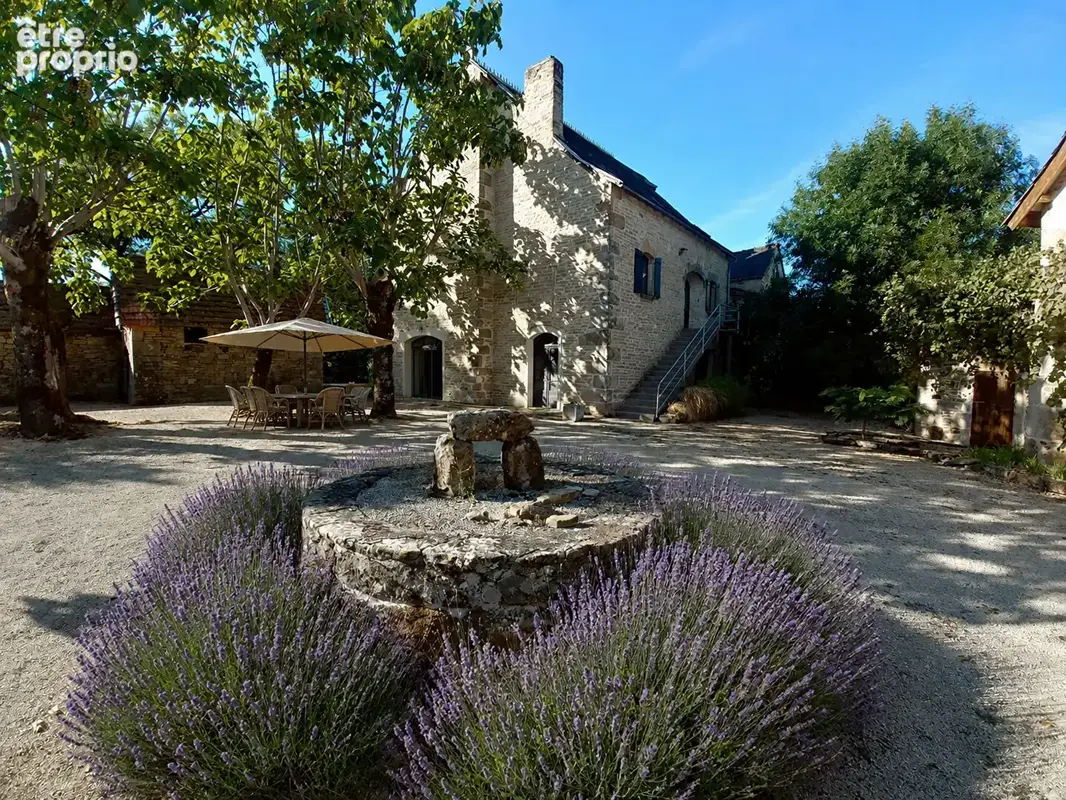Grande maison familiale 5 chambres, 3 gîtes, 39ha. - photo 2