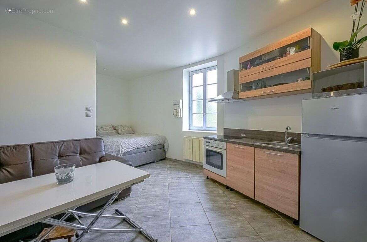 Appartement à PRESLES