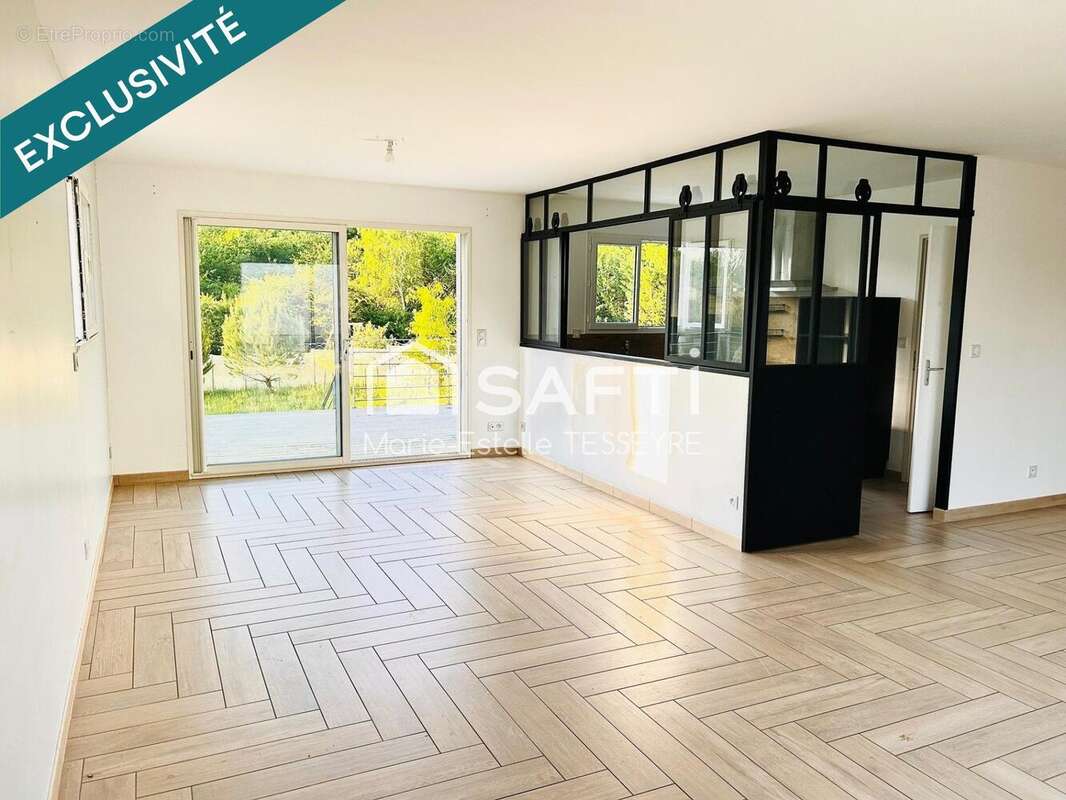 Photo 3 - Maison à FARGUES-SAINT-HILAIRE