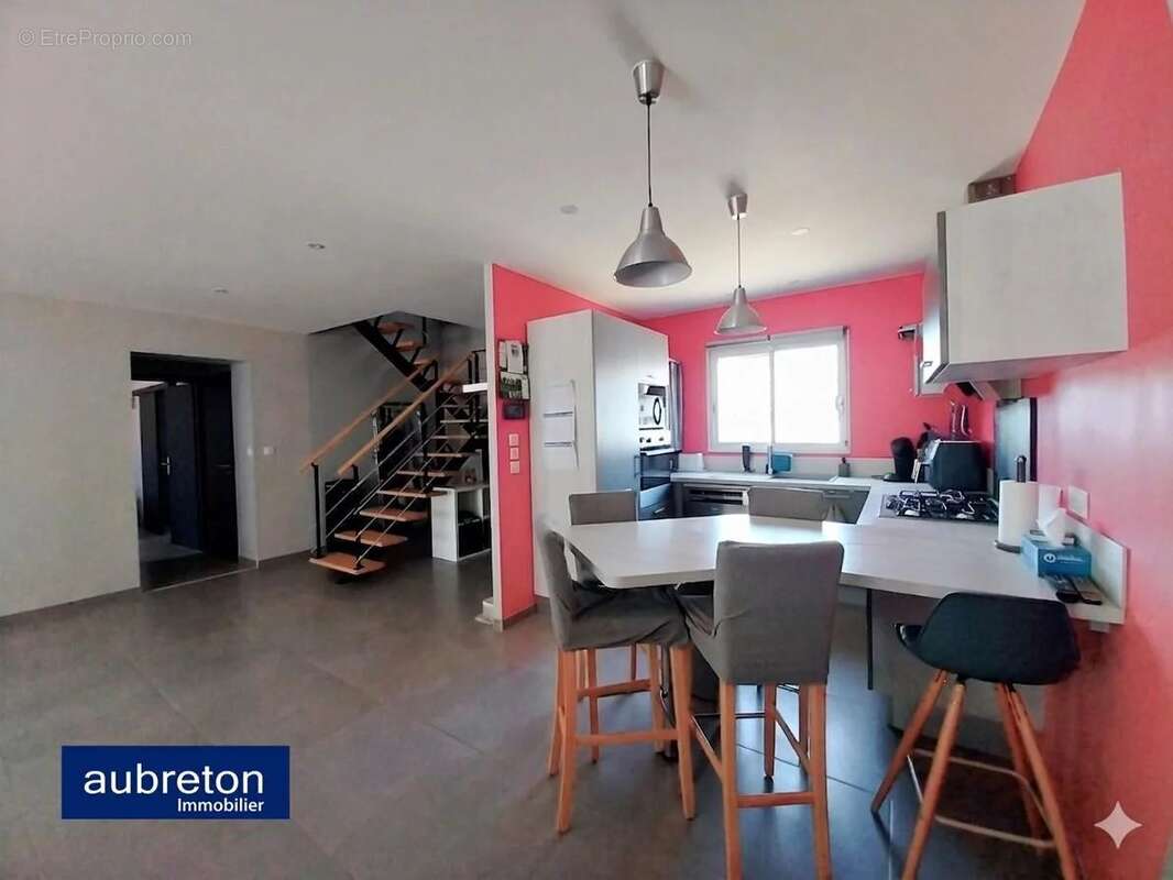 Maison à MARCILLOLES