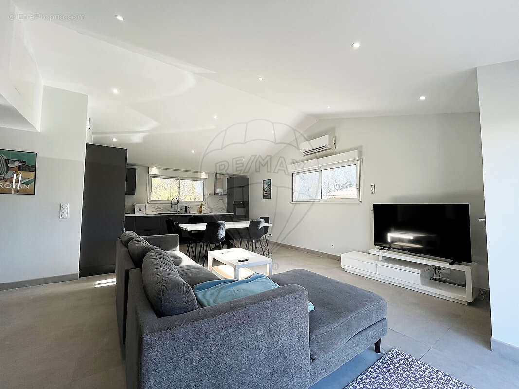 Maison à SAINT-SULPICE-DE-ROYAN