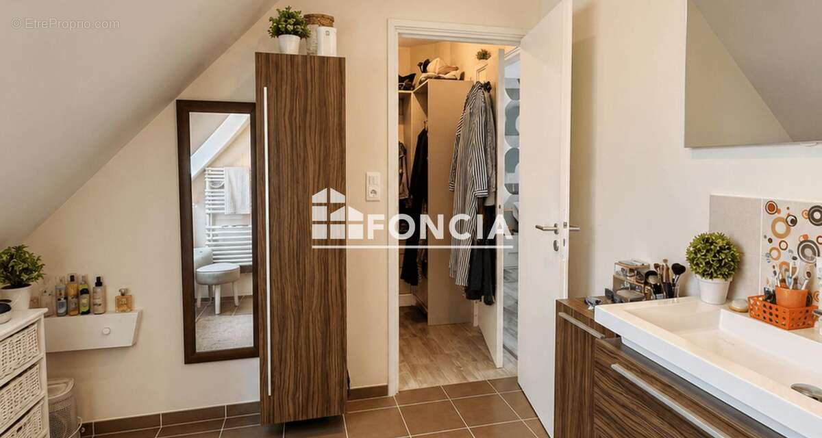 Maison contemporaine de 205 m² à Saint-Règle – À proximité immédiate d'Amboise - photo 14