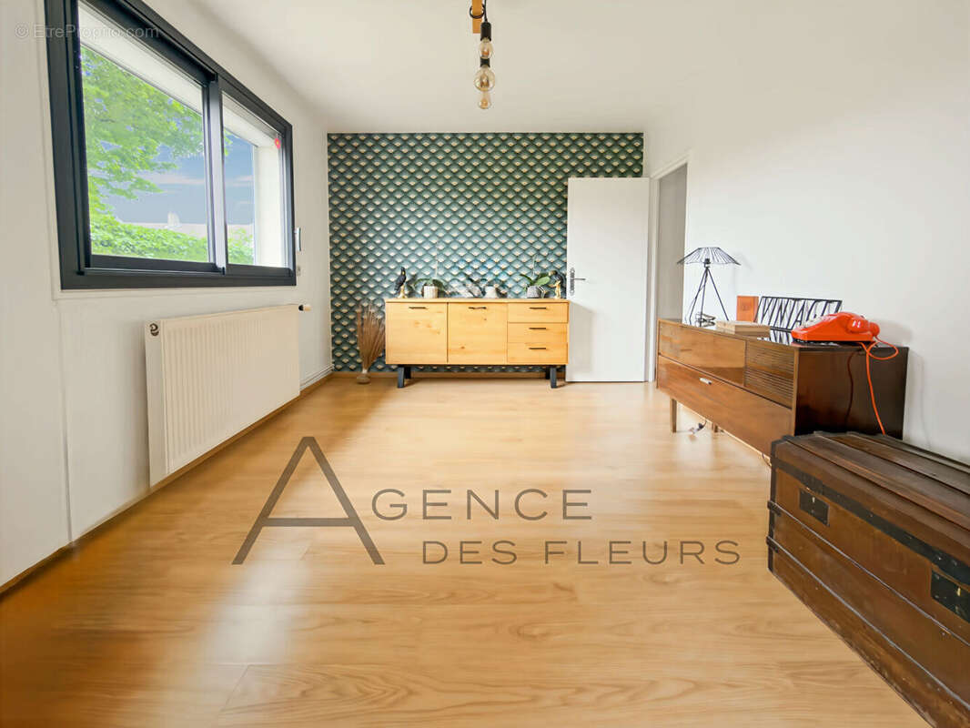 Maison Elbeuf 2237m2 - photo 8