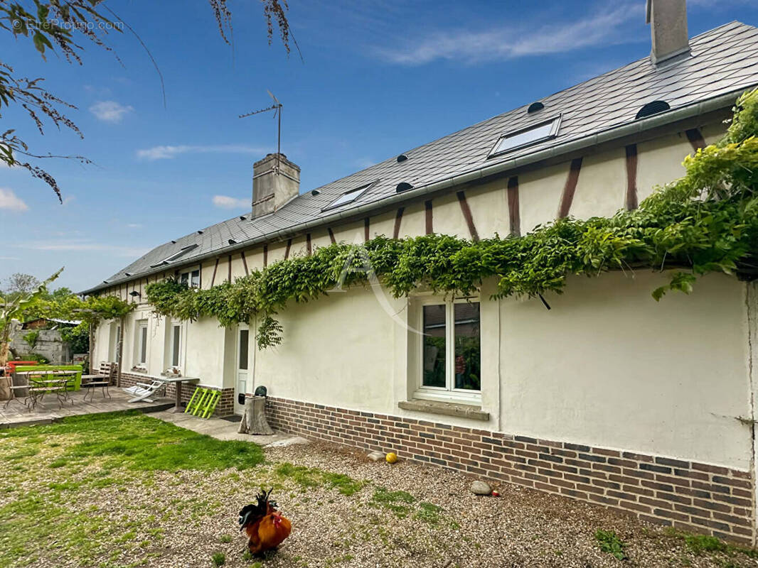 Maison à ETREPAGNY