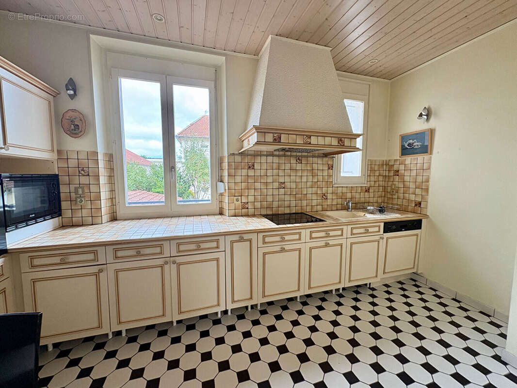 Maison à REMIREMONT