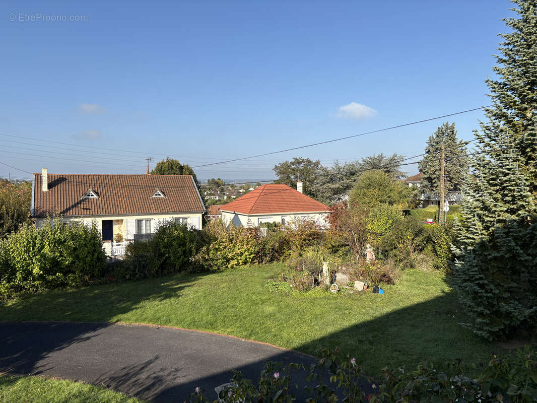 Maison à CHATELLERAULT