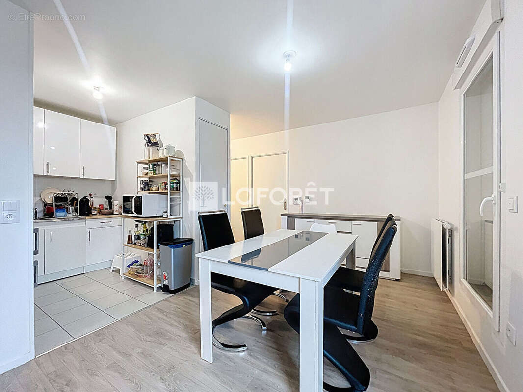 Appartement à LIEUSAINT