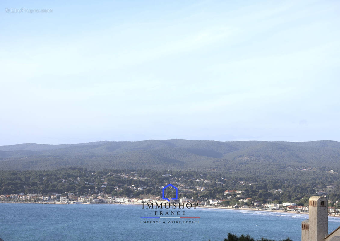 Appartement à SAINT-CYR-SUR-MER