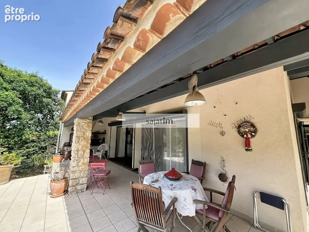 Maison 166 m² à Six-Fours-Les-Plages  - photo 2