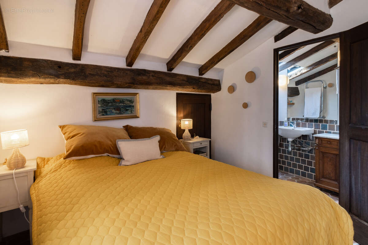 Maison à CAGNES-SUR-MER