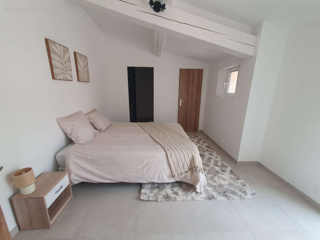 Maison à PLAN-DE-LA-TOUR