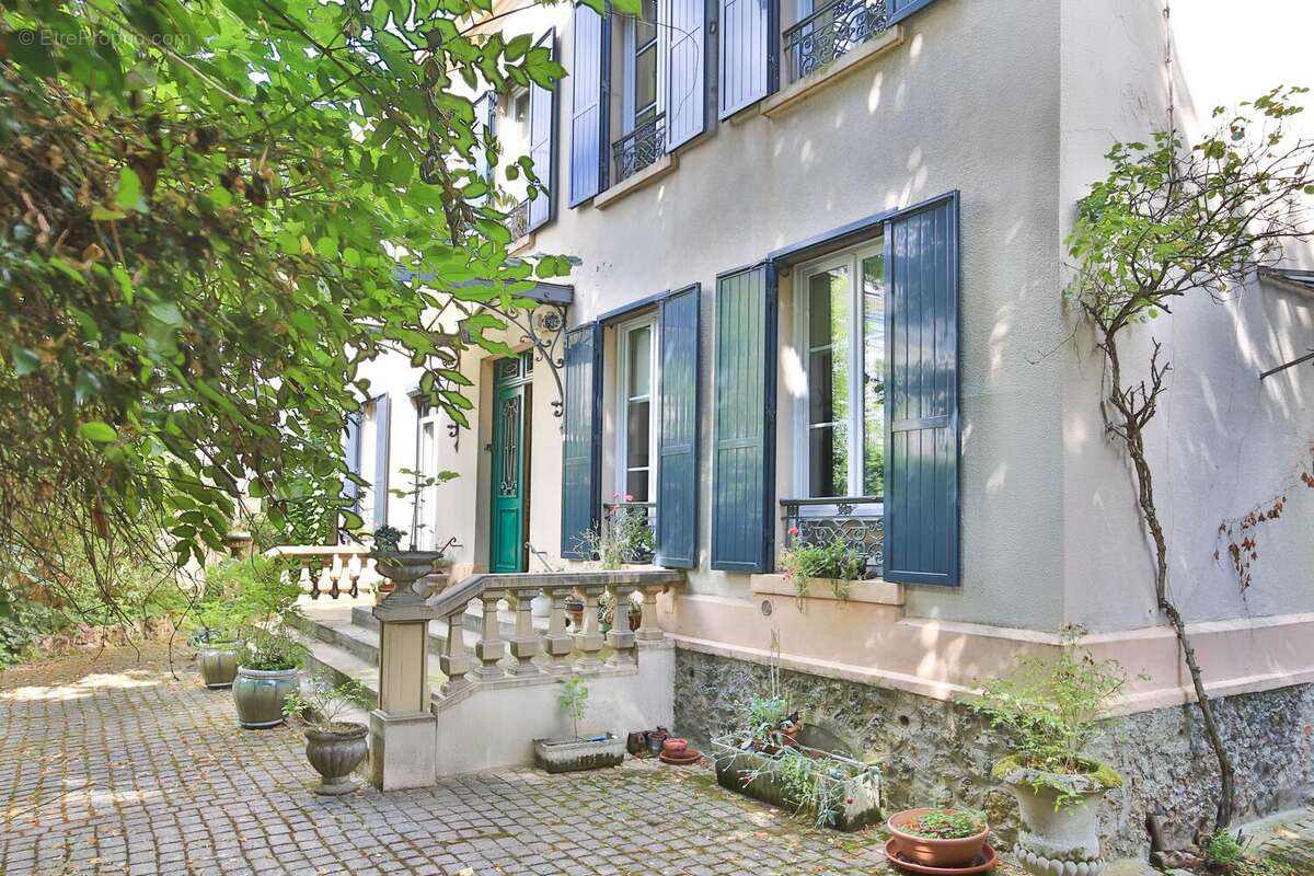 Photo 4 - Maison à BAILLY-ROMAINVILLIERS