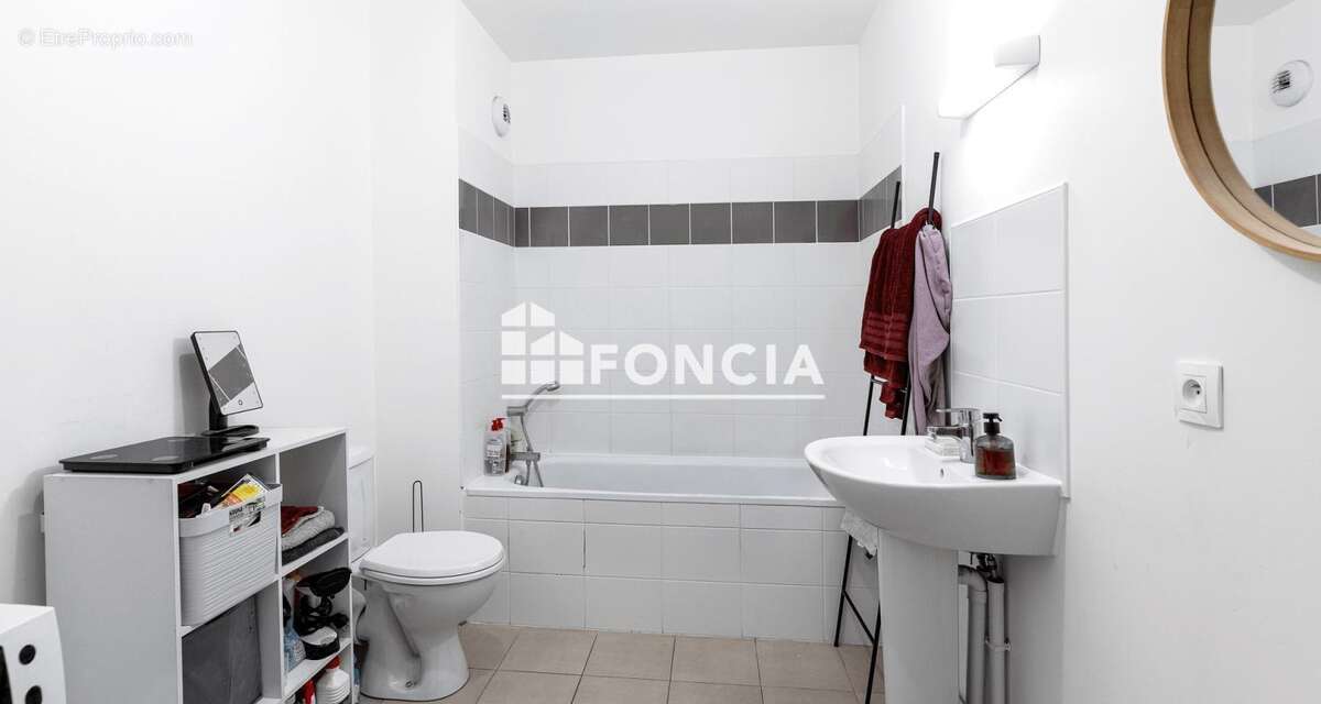 Appartement à MONS-EN-BAROEUL