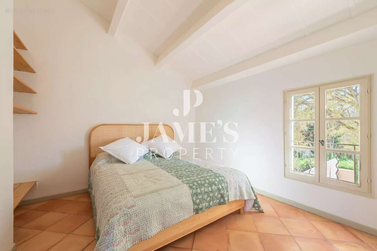 Maison 147 m² à Maussane-Les-Alpilles  - photo 9