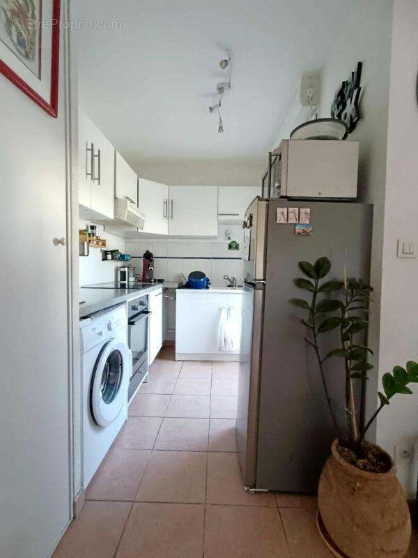 Appartement Miramas 2 pièce(s)  Terrasse ET GARAGE - photo 10