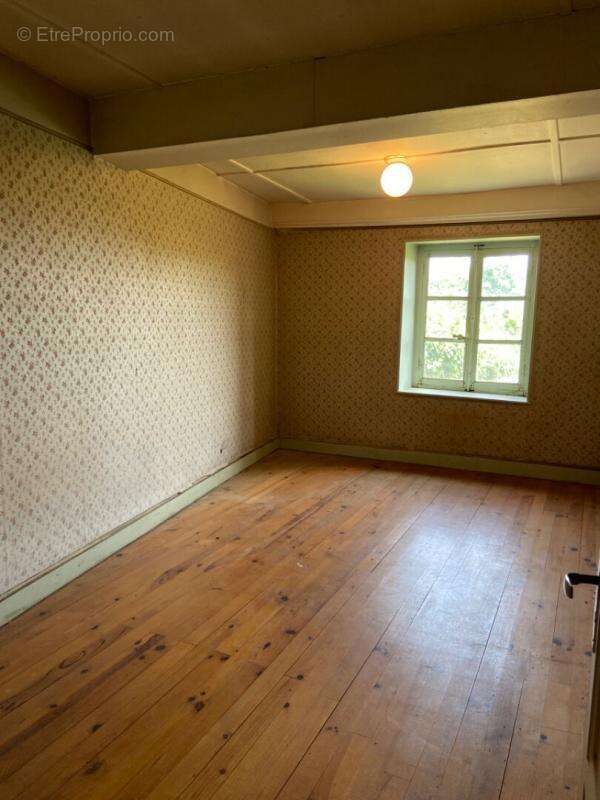 Maison à POLLIONNAY