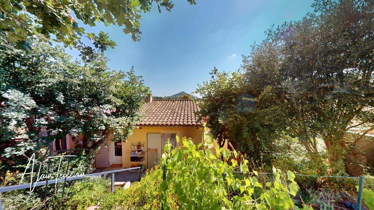 Photo 2 - Maison à VIDAUBAN