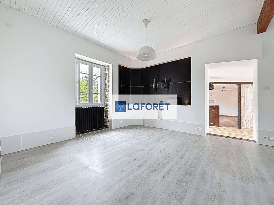 Maison à PLOUGONVELIN