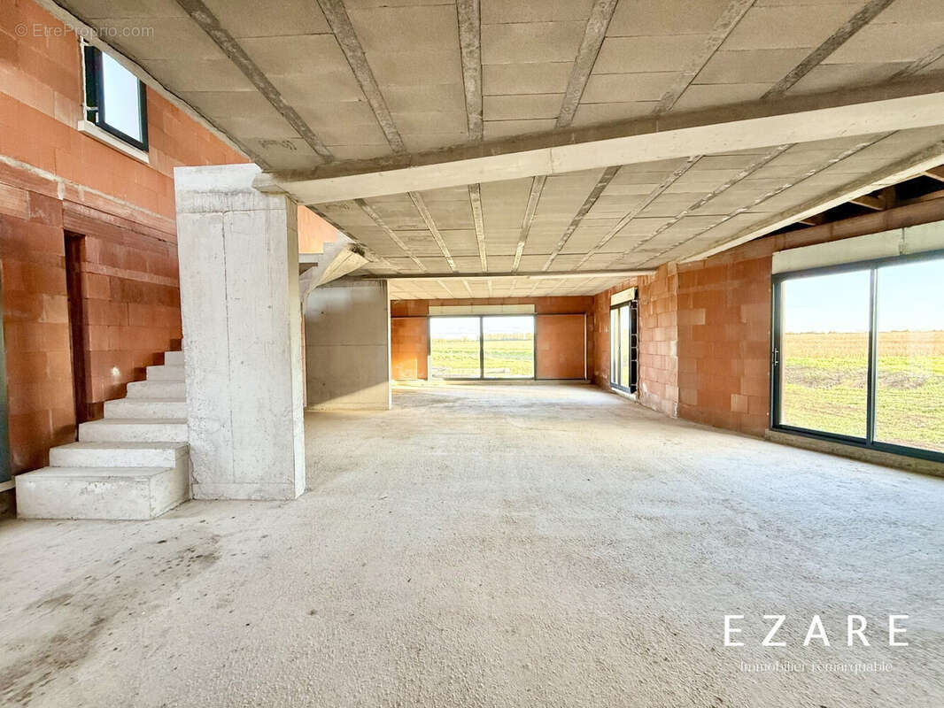 Maison à VAROIS-ET-CHAIGNOT