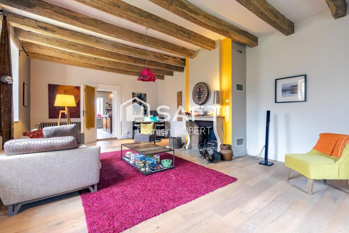 Photo 2 - Maison à VESOUL