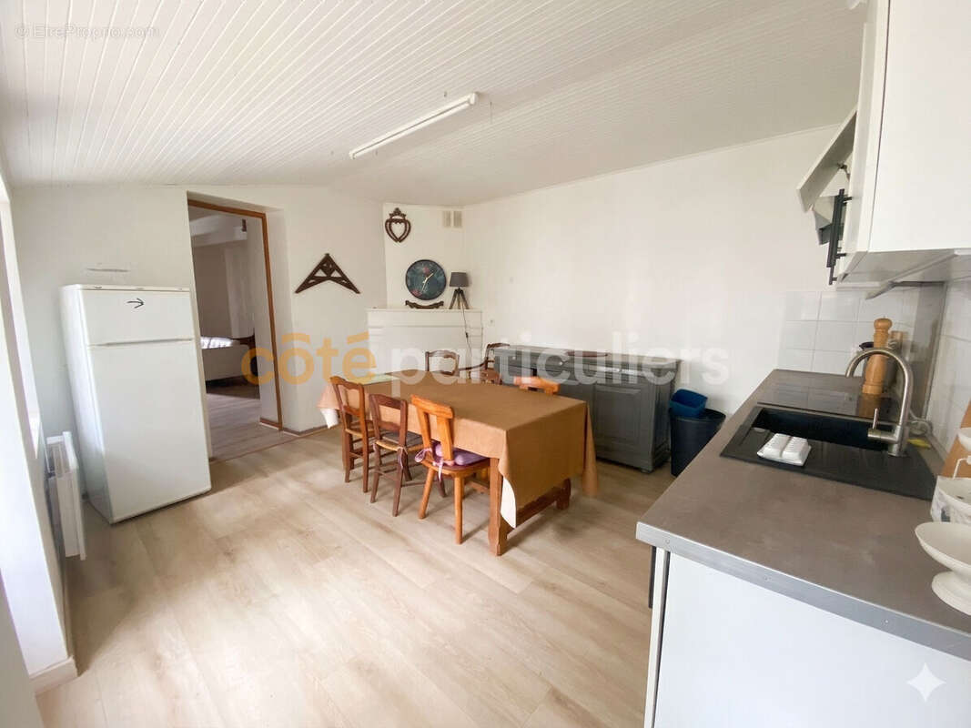 Maison à SAINT-MICHEL-EN-L'HERM