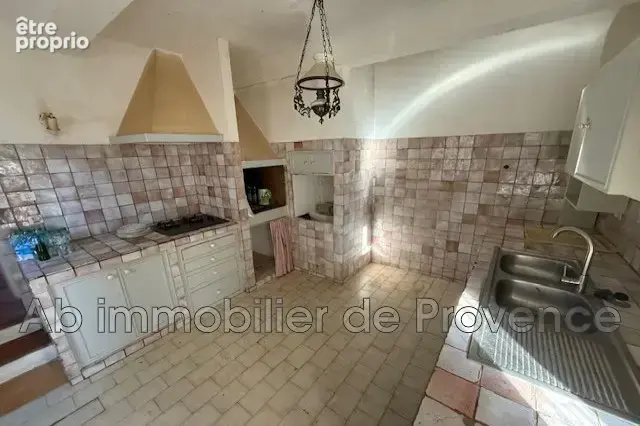 Maison 7 pièces 189 m² à vendre à Rognes (13840) - photo 4