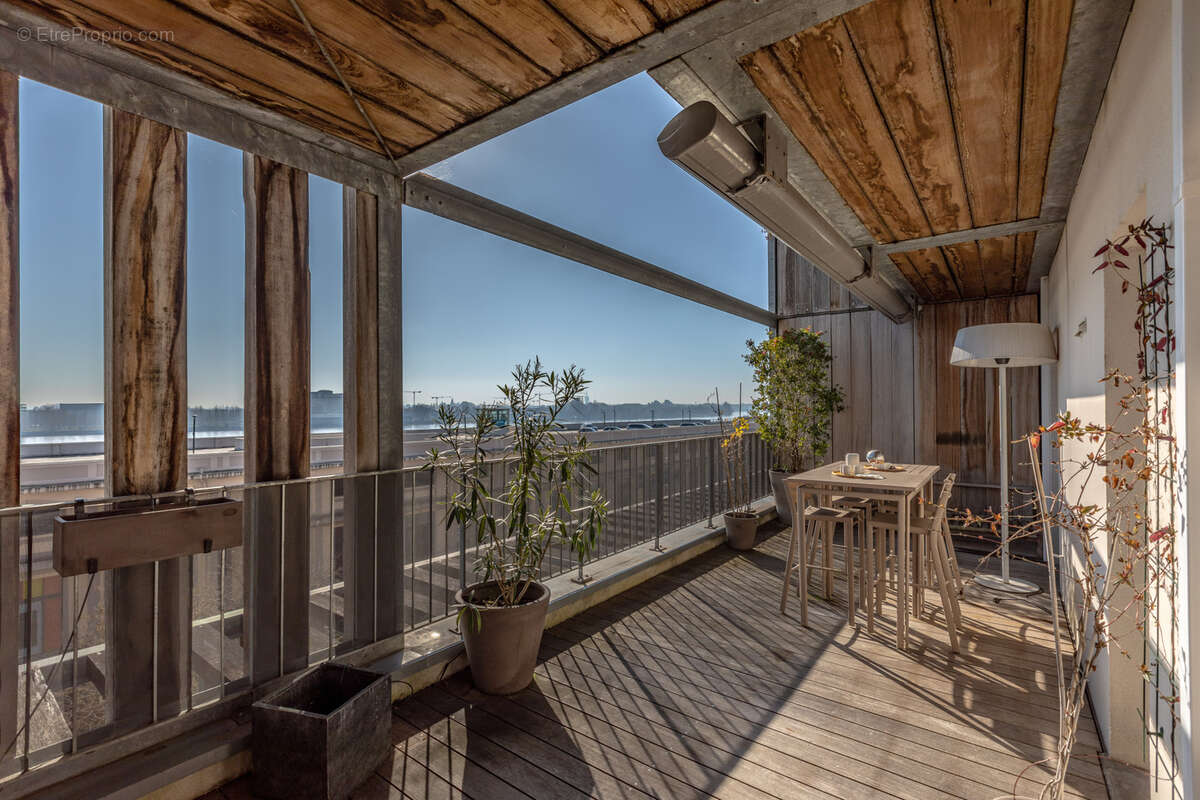 Appartement à BORDEAUX