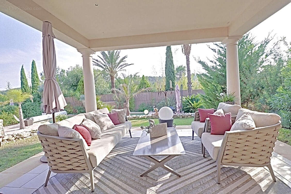 Maison à SAINT-RAPHAEL