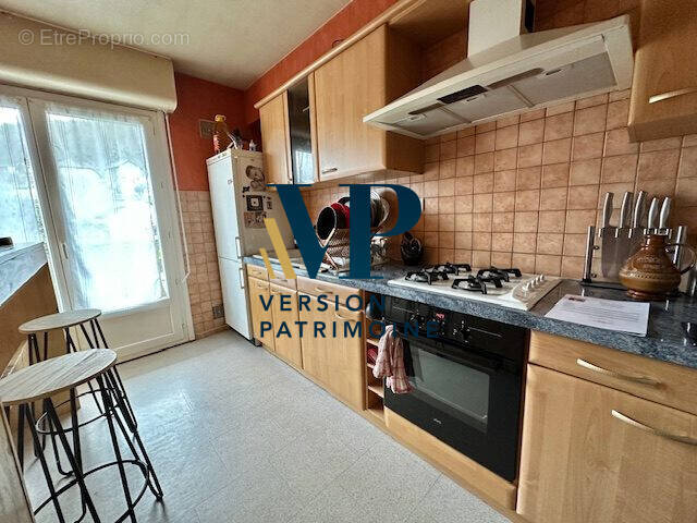 Appartement à SAINT-BONNET-AVALOUZE